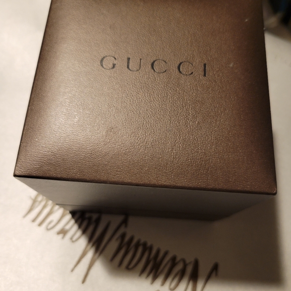 GUCCI Watch ⌚️ - Picture 6 of 6
